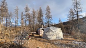 Саяны (Бурятия, Окинский район, река Гарган).