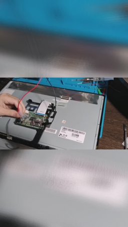 Более детально как на столе пациента сгорает монитор LG