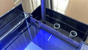 Обзор морского аквариума с внешней шахтой балконом