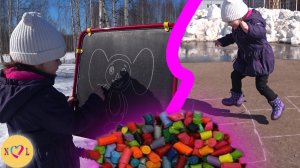 Настя рисует весь день На УЛИЦЕ и ДОМА / Играем в КЛАССИКИ VLOG для детей [4k UHD] 0+