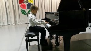 Гуляев Денис. И.С. Бах. Полонез соль-минор