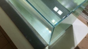 Обзор аквариума 180 литров (100х40х47 см). Внешний вид ребер жесткости. Зачем клеят пленку на швы?