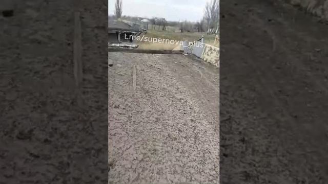 В Северске доломали автомобильный мост.
