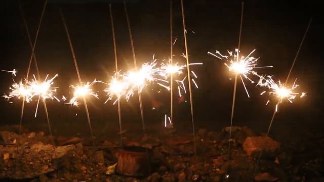 Бенгальские огни  TKF070  длина 70 см  время работы 140 секунд Favorite Pyro Group для #pyrotehnik