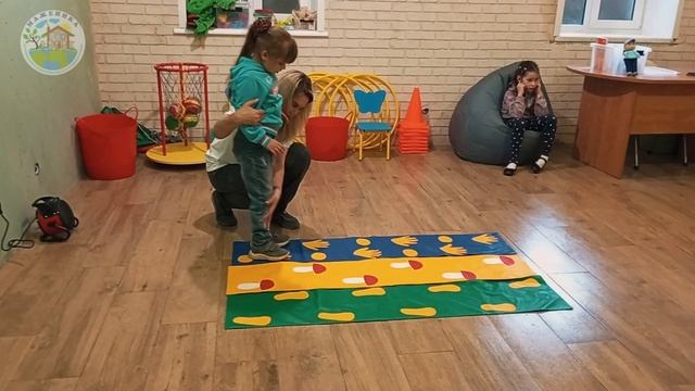 Коммуникативно-спортивеые занятия для особых детей Мариуполя от АНО "Маженика", март  2024 года.