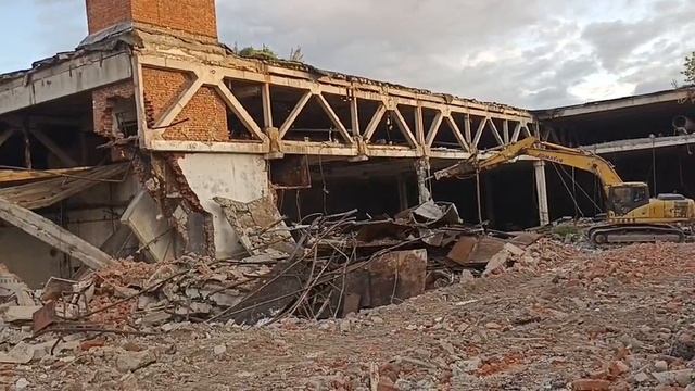 г.Чайковский КШТ (Комбинат шёлковый тканей) Видео 028
