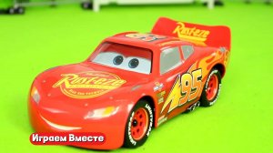 Мультфильм Тачки ! Играем в машинки из мультика ! Гоночная трасса !