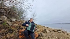 Вам и не снилось на гармони.