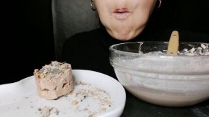 АСМР ~ ♀️ Печенье в пасте белого шоколада   ASMR ~ ♀️ Cookies in white chocolate paste