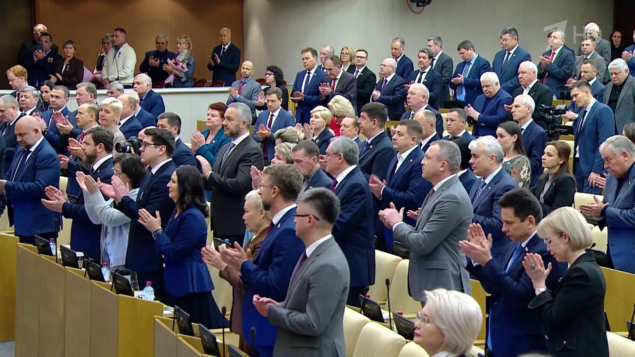 Сегодня парламентарии отдали дань памяти участникам СВО, отдавшим жизнь за Россию