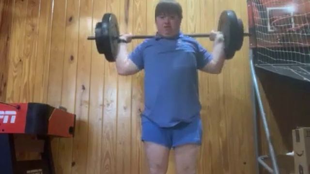 25 back Squats in the row without stopping смотреть онлайн