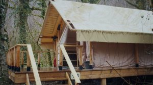 7663056-uhd_4096_2160_24fps