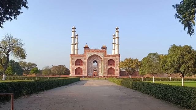 Автостоп по Индии часть 2. Вриндаван - Агра смотреть онлайн