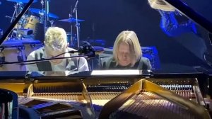 Николай Горланов, Анна Шмидти, Александр Лисихин - Как упоительны в России вечера (Белый орёл)