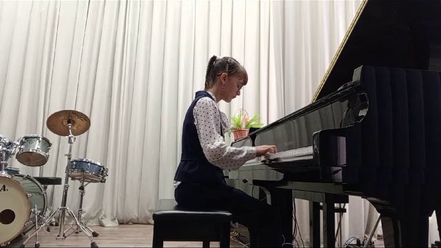 Саранчина  Александра С.Майкапар Колыбельная Ж.Дювернуа Болеро