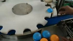 Automatic сream filling and сapping мachine ZHG 50B