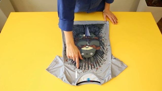 Как сложить футболку за 2 секунды: японский метод смотреть онлайн