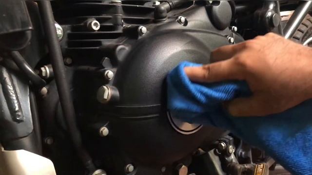 BEST ENGINE POLISH FOR ROYAL ENFIELD HIMALYAN#cleaninghacks
