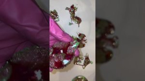 Готовый набор красоты - елочные игрушки из эпоксидной смолы.