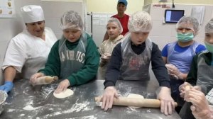 Для юных пестречинцев провели экскурсию по пекарне