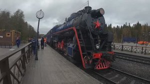 12. ПАЗ-3201 ОТДЫХАЕТ А Я ГУЛЯЮ ПО МРАМОРНОМУ КАРЬЕРУ РУСКЕАЛЫ