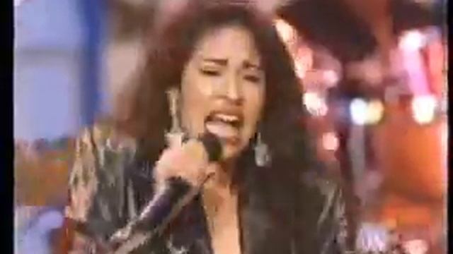 Selena Video Clip смотреть онлайн