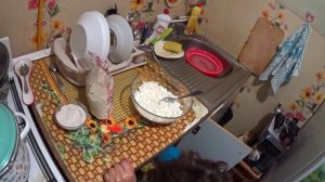 СЫРНИКИ ЖАРИМ .