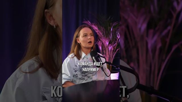 Актриса рыжая, квартира для ЖКХ, маска маскарадная -какая связь? #контент #продвижение_ютуб #лайфхак