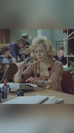 Оптимистка! Светлана Немоляева. Гараж. Небеса обетованные. Служебный роман #кино #юмор #shorts