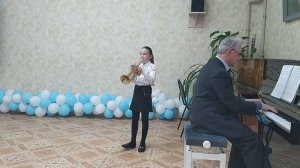 Колпакова Милана 9 лет (труба) А. Варламов - Красный сарафан, В. Бёрд - Ла вольта