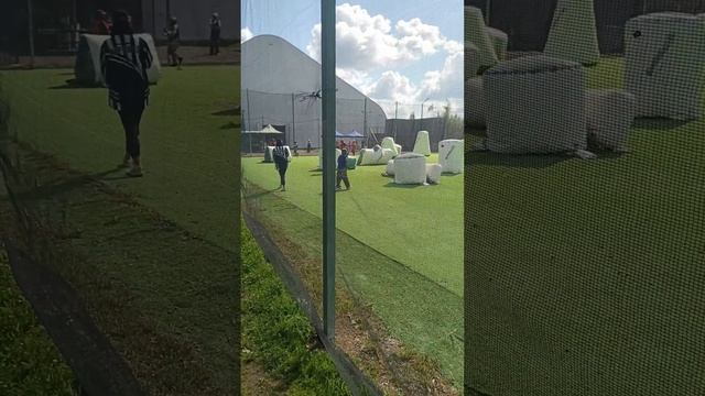 Пейнтбол на корпоративестреляю из ружьяиграем против девочек пейнтбол наспорте рекомендации