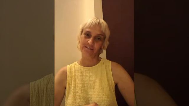 Между нами,как прежде..Стихи из сборника.Автора не помню.Читает Эстэр. смотреть онлайн