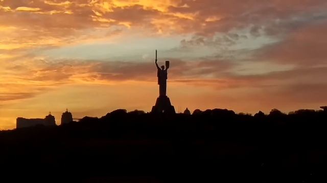 Double sunset all the way. Kiev. смотреть онлайн