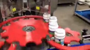 Машина термического типа по нанесению защитной фольги на горлышко емкости