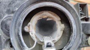 Переделал фары ih01 на h4 и установил светодиодные линзы f40 на Nissan Wingroad y11 дорестайл