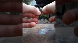 Фокус появление дыма из пальцев