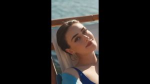 Эсра Билгич в фотосессии для журнала InStyle