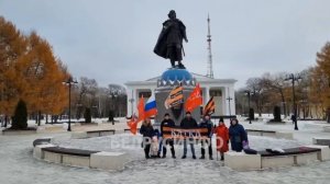 Нацелить ядерные ракеты на города США требуют в России