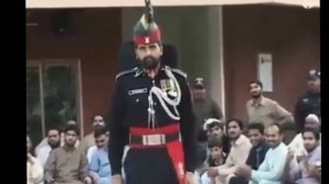 Ежедневный развод караула на границе Индии и Пакистана Пакистанская сторона