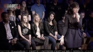 Indila-Tourner dans le vide   Live - NRJ