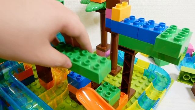 ЛЕГО ВЕСЕЛЫЕ ГОРКИ - Satisfying Building Blocks ☆ Конструктор Marble Run ASMR  - Приключения в джунг