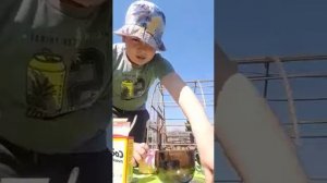 эксперименты с содой и лимонной кислотой.