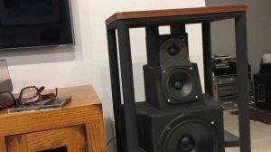 Vandersteen Model IIc stereo speakers