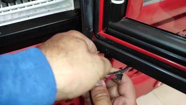 Led da porta não funciona, geladeira Imbera VRS16, defeito no fio смотреть онлайн