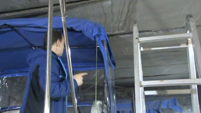 Regal 2550  Тентовая полурубка
