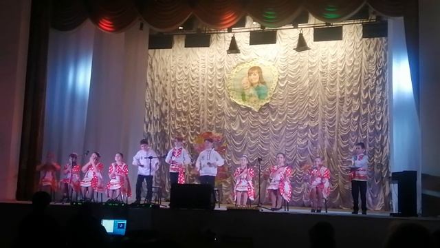 "Топотуха" от ансамбля Весёлые ложки смотреть онлайн