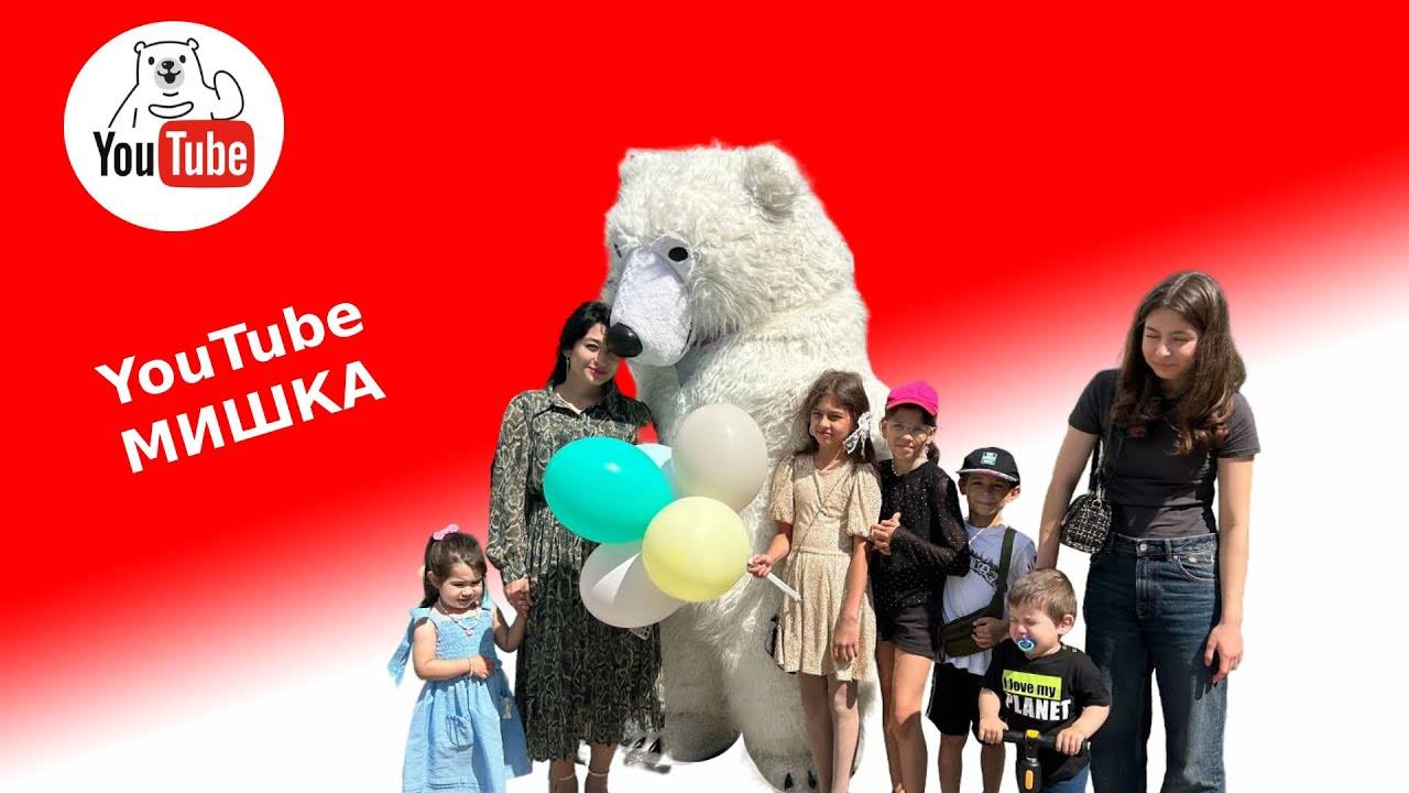 Белый мишка качается на качелях #панорамыч #ютубмишка #машаимедведь #медведьвалера #умка