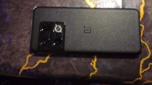 Новая задняя крышка на OnePlus 10