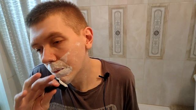 забрив сердитый с Phoenix Slant Opern combFeather vintageSemogue 1305Tabac SoapTabac Lotion