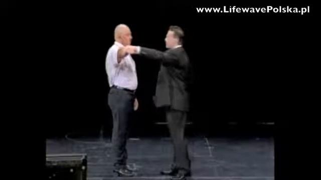 David Schmidt o tym jak działa technologia nanoplastrów Lifewave смотреть онлайн